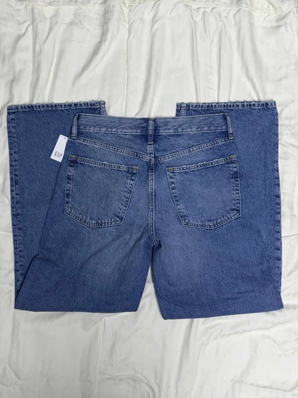 GAP Mid-Rise “Low Stride” Women's Jeans in Medium Blue Wash - NWT - Picture 3 of 10